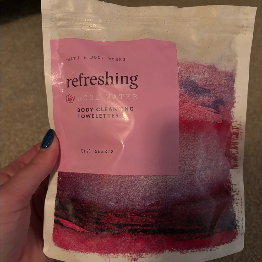 Bath and Body Works Rose Water Body Cleansing Towelettes